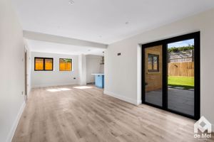 Photo 25- click for photo gallery